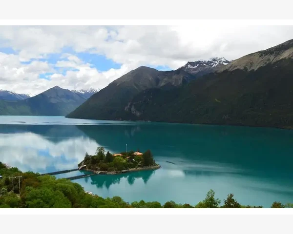 B2B交易全流程从触达到回款的实用拆解_定制过程中的技术协调与风险控制